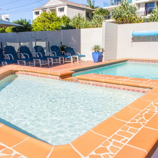 Windward Holiday Apartments Pool